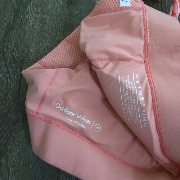 Outdoor Voices Doing Things Thrive Bra in Grapefruit Helios - Picture 9 of 9